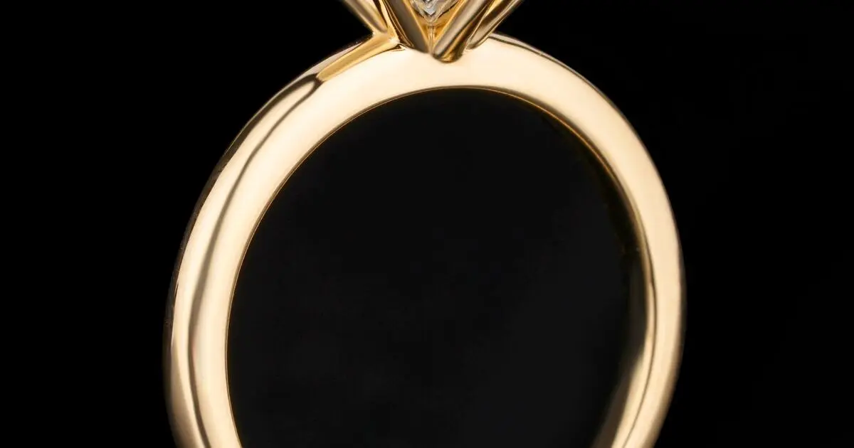 Bullseye Jewelry — concept site preview